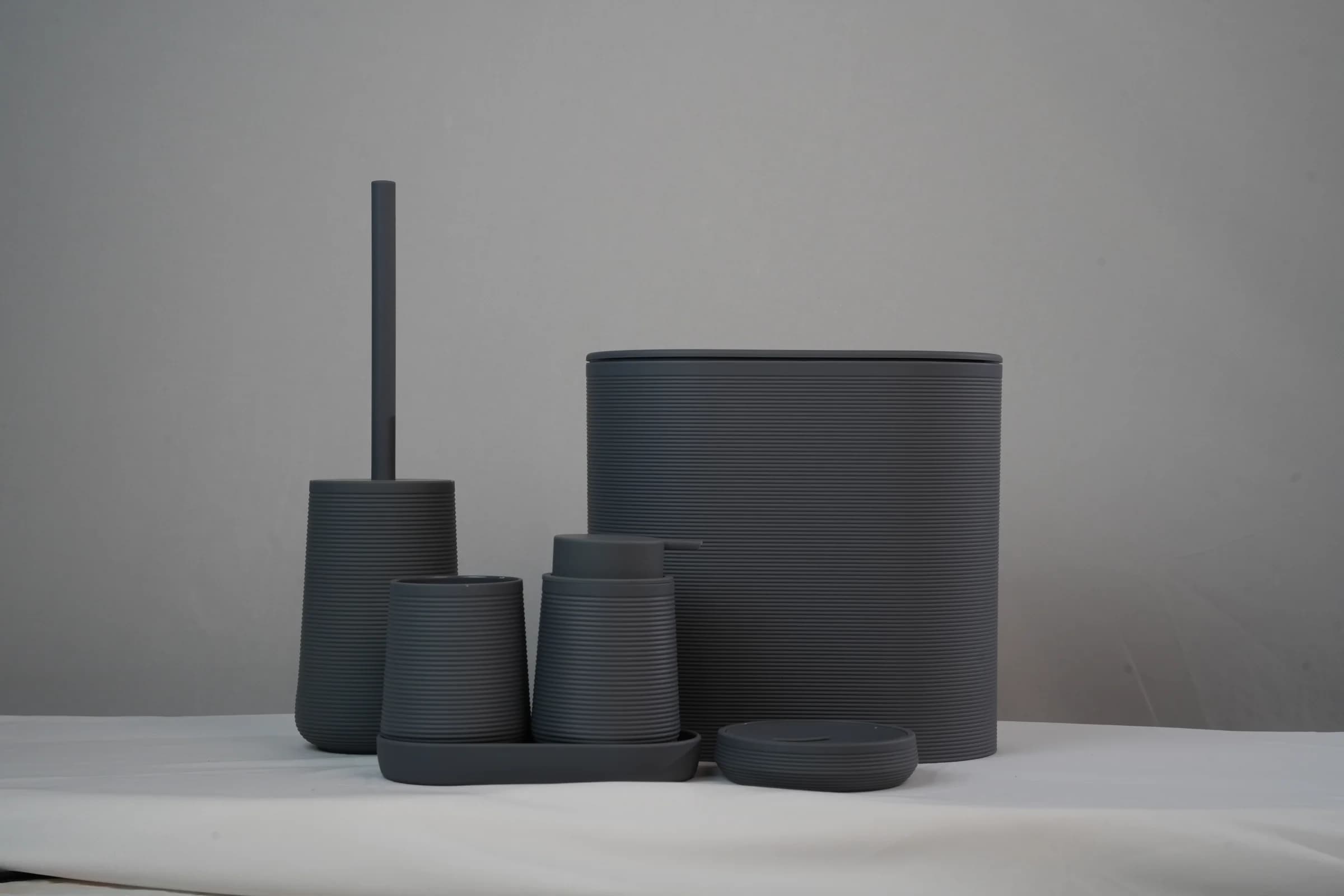 VAC-003-ARTIFICIAL PLANT